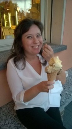 Comiendo helado en Gelateria Excalibur